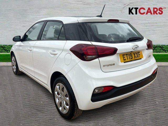 Hyundai I20 S Connect Hatchback White #4
