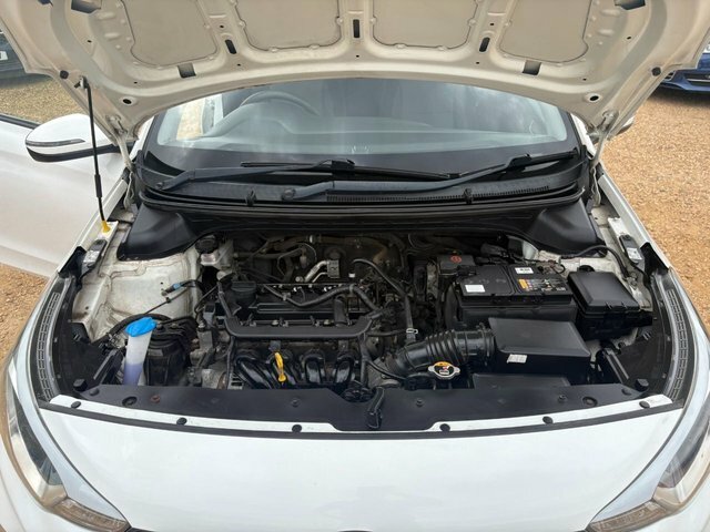 Hyundai I20 1.2 Premium Nav Euro 6 Ss Blue #48