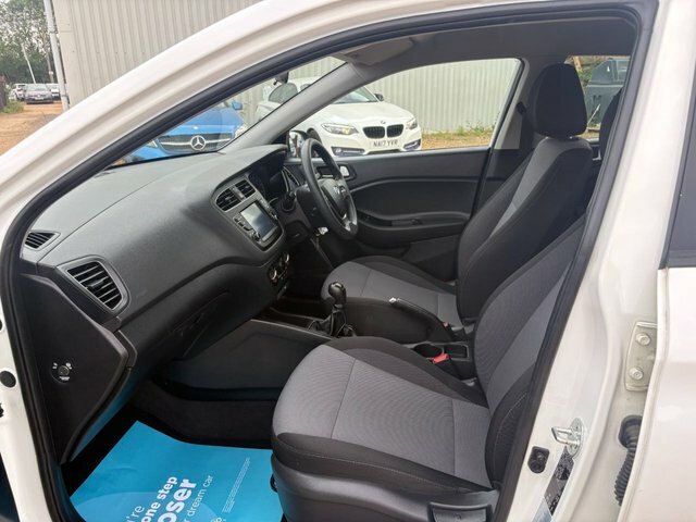 Hyundai I20 1.2 Premium Nav Euro 6 Ss Blue #40