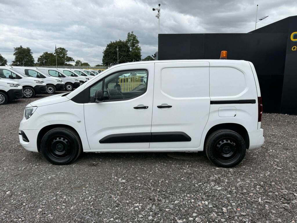Vauxhall Combo 1.6 Turbo D 2300 Sportive L1 H1 Euro 6 Ss White #3