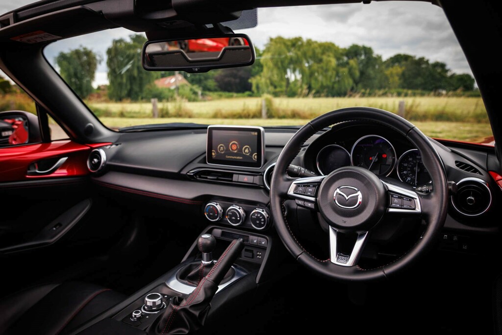Mazda MX-5 Convertible 2.0 Skyactiv-g Sport Recaro Euro 6 Silver #35
