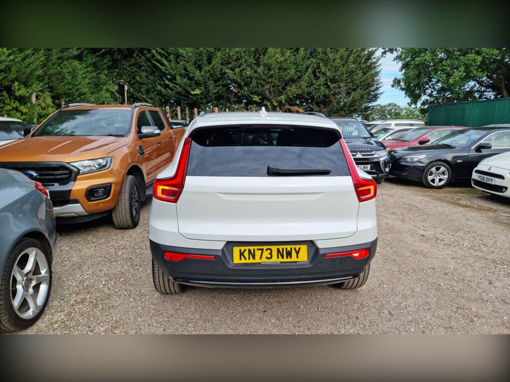 Volvo XC40 1.5H T4 Recharge 10.7Kwh Plus Euro 6 Ss KN73NWY White #6