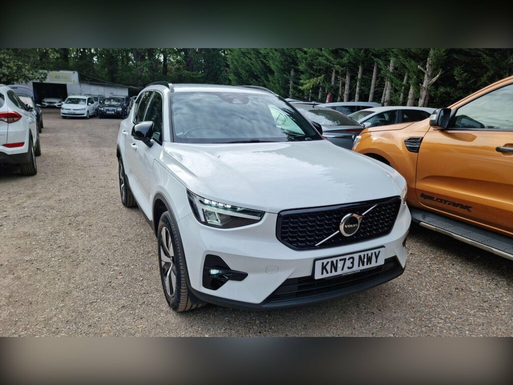 Volvo XC40 1.5H T4 Recharge 10.7Kwh Plus Euro 6 Ss KN73NWY White #5