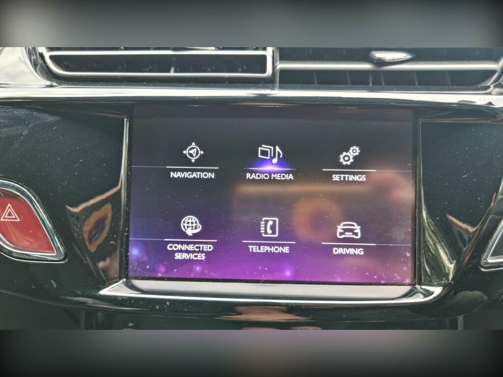 DS DS 3 1.2 Puretech Dstyle Nav Euro 6 Ss Black #6