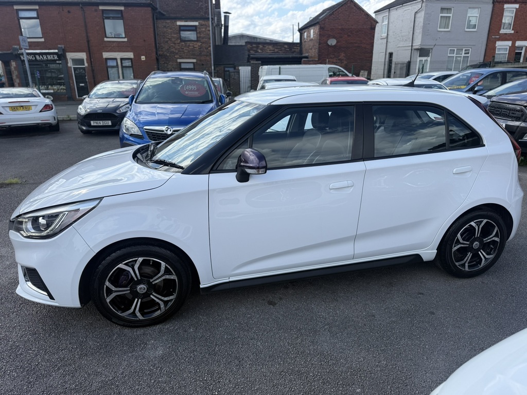 MG MG3 Exclusive 1.5 Vti-tech 2019 68 Reg White #4