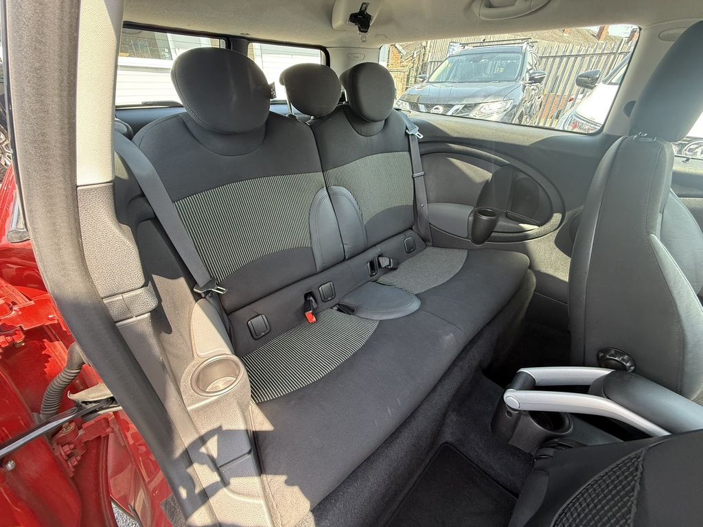 Mini Clubman 1.6 Cooper Euro 4 Silver #15