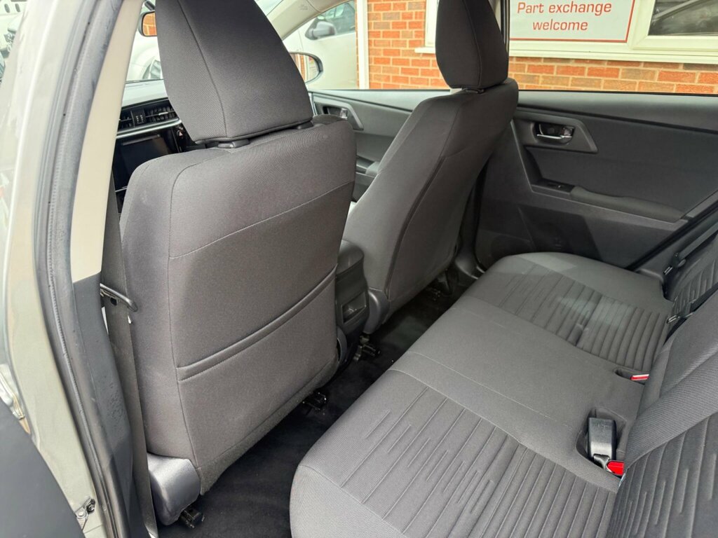 Toyota Auris Auris Design Vvt-i Silver #22