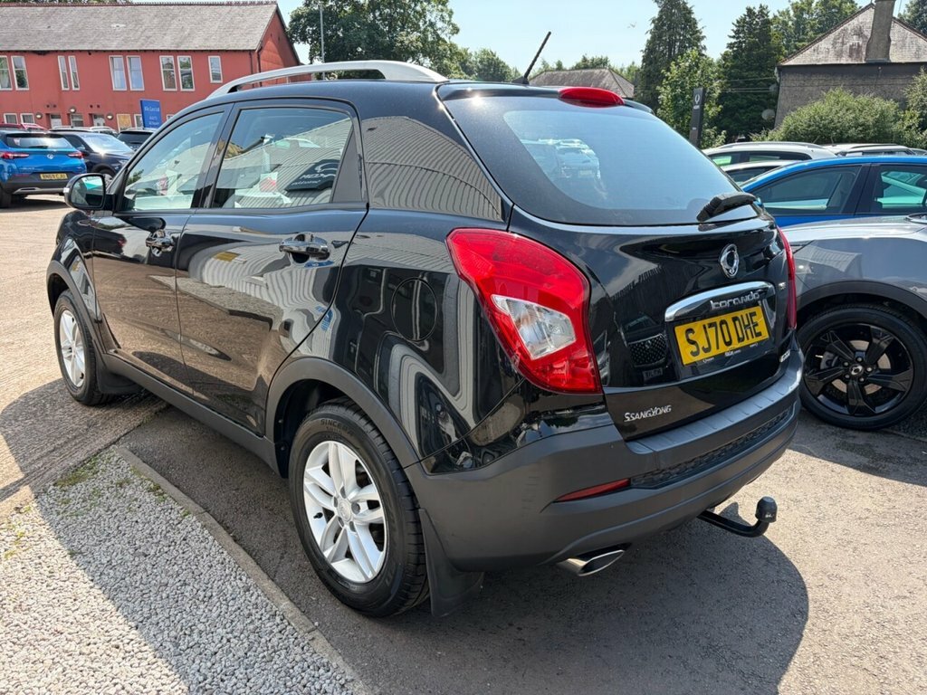 SsangYong Korando 2L Le Black #6