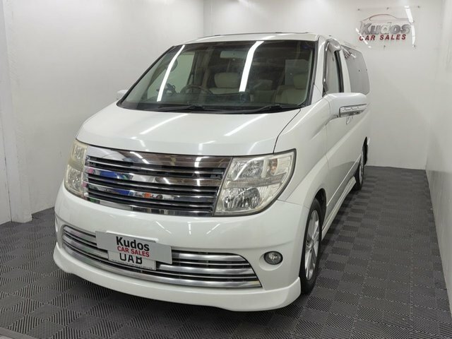Nissan Elgrand E52 XL White #3