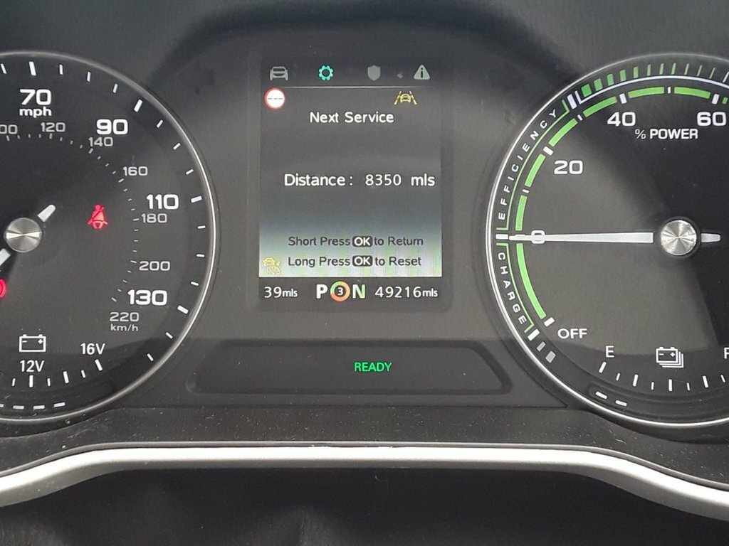 MG ZS Ev 45Kwh Exclusive Cwvehiclemarketing Red #3