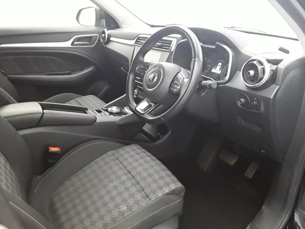 MG ZS Ev 45Kwh Exclusive Cwvehiclemarketing Red #8