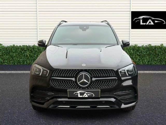Mercedes-Benz GLE Class 2020 2.0 Gle300d Amg Line Premium G-tronic 4Mati Black #4