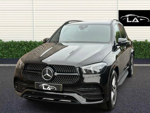 Mercedes-Benz GLE Class 2020 2.0 Gle300d Amg Line Premium G-tronic 4Mati Black #2