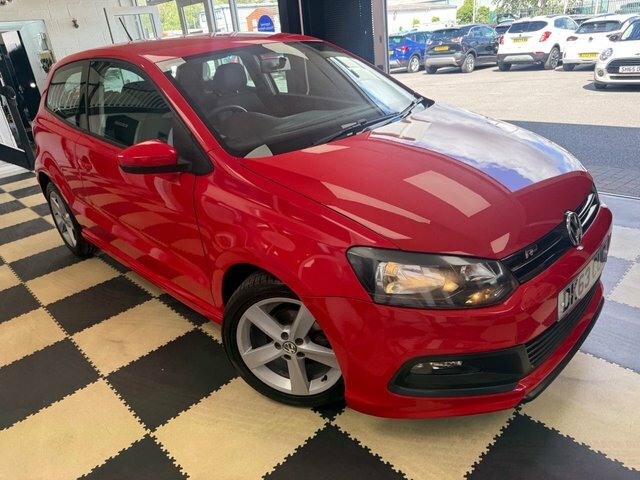 Volkswagen Polo R-line Style Hatchback Red #2