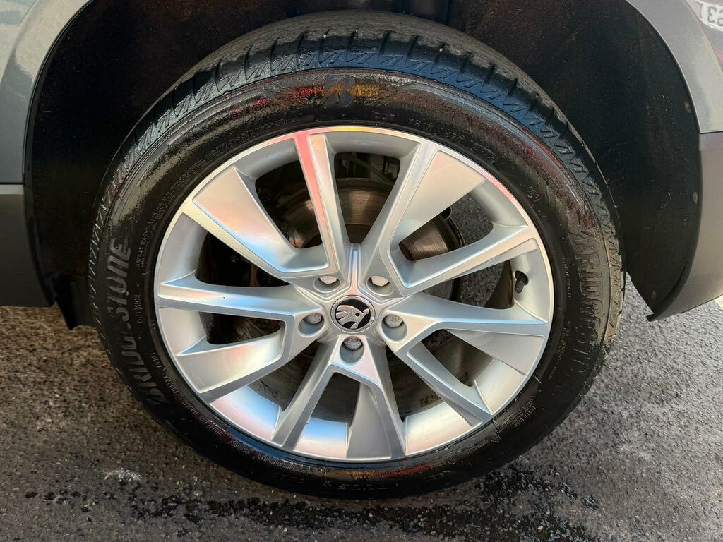Skoda Karoq 2.0 Tdi Se L 4Wd Euro 6 Ss Grey #4