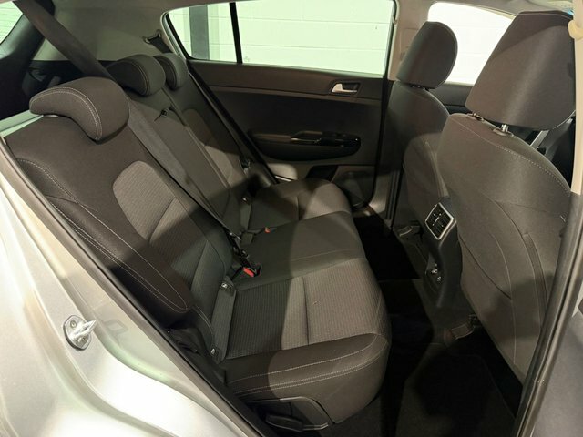 Kia Sportage 1.6 Crdi 2 Suv Euro 6 S S 134 Silver #3
