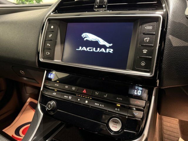 Jaguar XE R-sport Saloon Blue #43