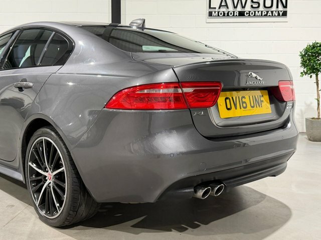 Jaguar XE R-sport Saloon Blue #59
