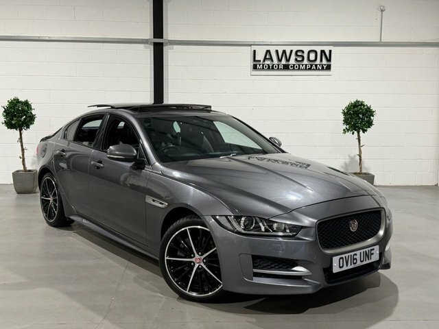Jaguar XE 2.0D R-sport Saloon Awd Euro 6 S Grey #2