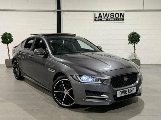 Jaguar XE R-sport Saloon Blue #7