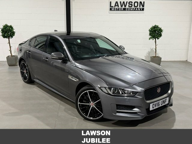 Jaguar XE 2.0D R-sport Saloon Awd Euro 6 S Grey