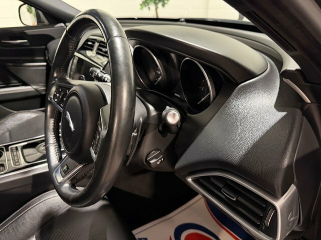 Jaguar XE R-sport Saloon Blue #23