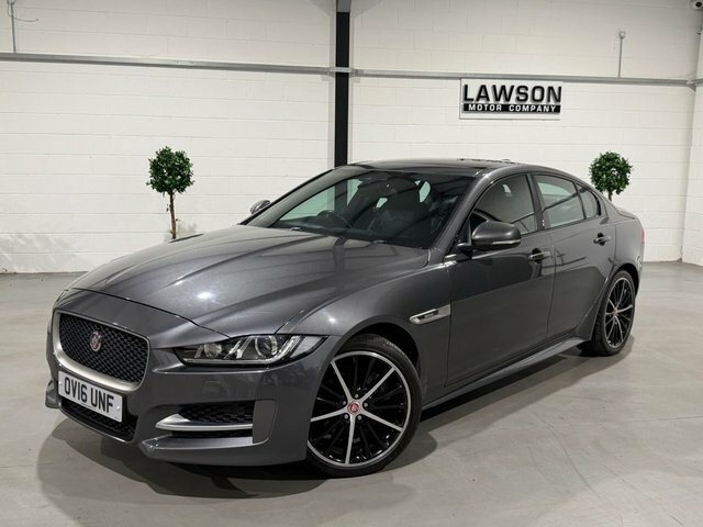 Jaguar XE R-sport Saloon Blue #53