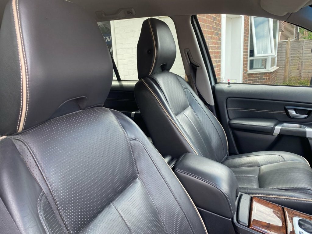 Volvo XC90 2.4 D5 Se Sport Geartronic Awd Black #4