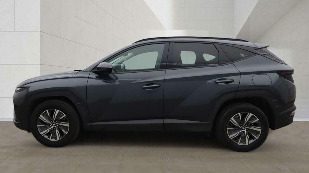 Hyundai Tucson Se Connect Grey #5