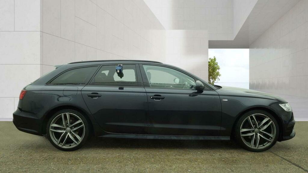 Audi A6 Avant Black Edition Blue #4