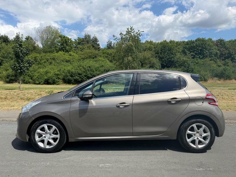 Peugeot 208 1.4 E-hdi Allure Egc Euro 5 Ss Grey #5