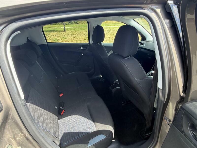 Peugeot 208 1.2 Vti Active Euro 5 Black #13