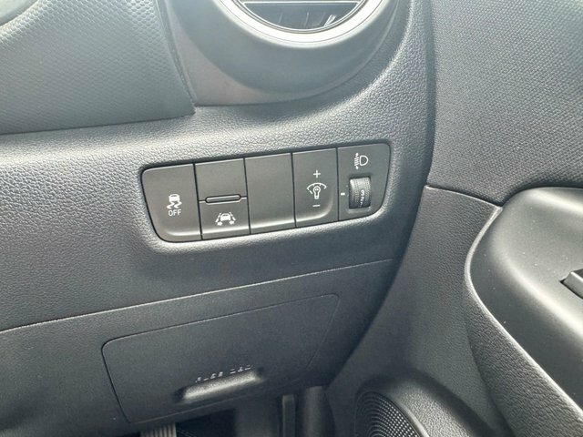 Hyundai Kona Kona Premium Grey #47