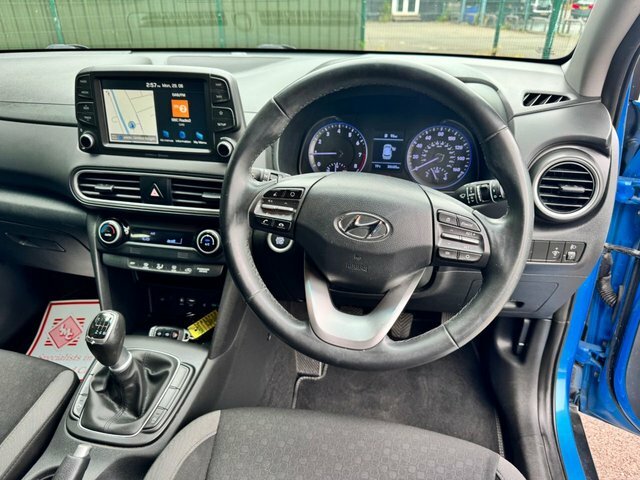Hyundai Kona Kona Premium Grey #32
