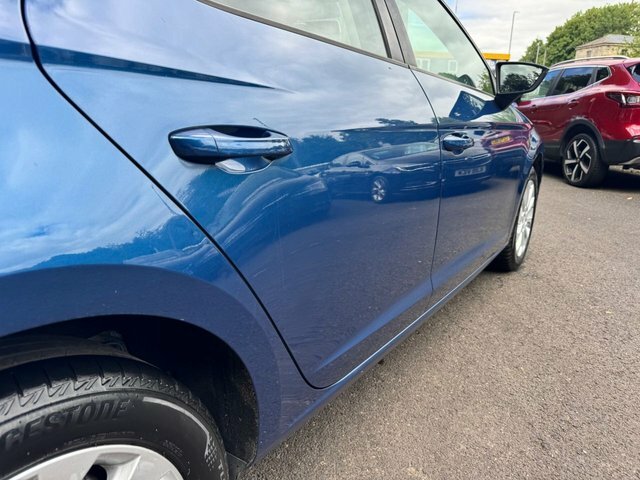 Seat Leon Hatchback Blue #5
