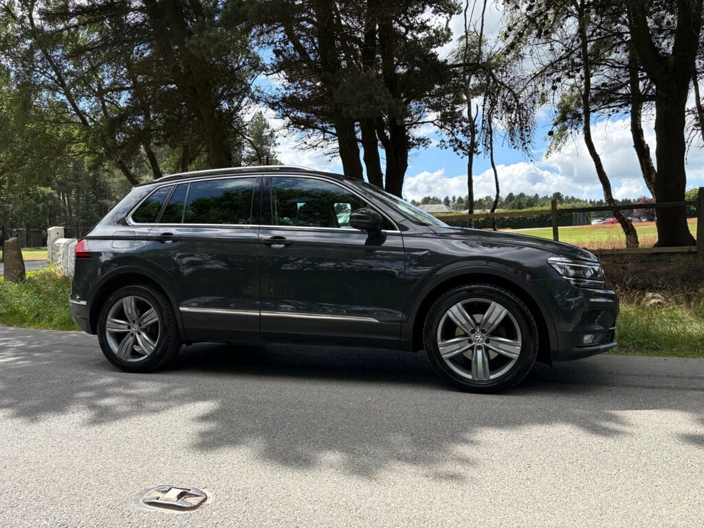 Volkswagen Tiguan 2.0 Tdi Sel Euro 6 Ss Grey #3