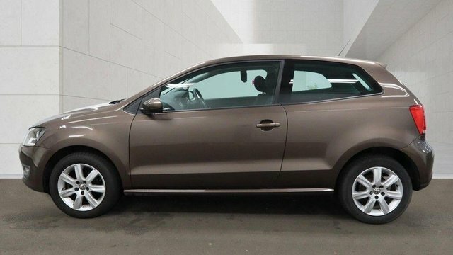 Volkswagen Polo 1L Match White #8