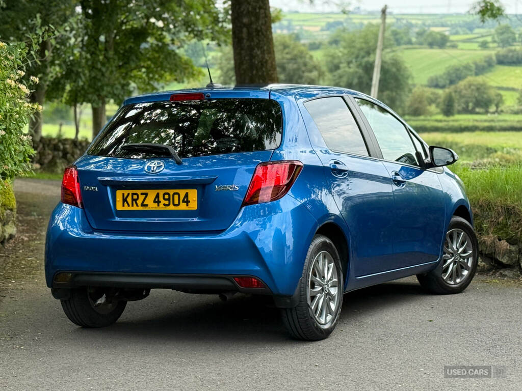 Toyota Yaris 1.33 Vvt-i Icon Blue #2