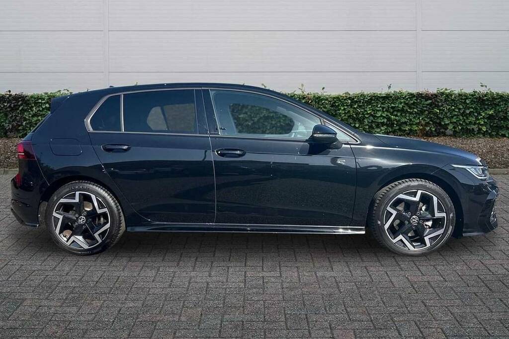 Volkswagen Golf 1.5 Tsi 150 R-line VN24KHJ Black #4