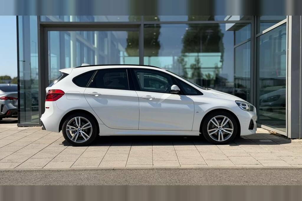 BMW 2 Series Active Tourer 220I M Sport Dct White #2