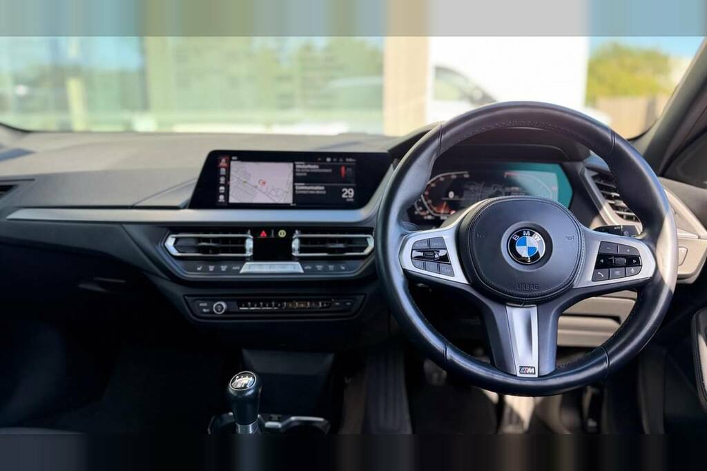 BMW 1 Series 118I 136 M Sport FT21SVO White #6