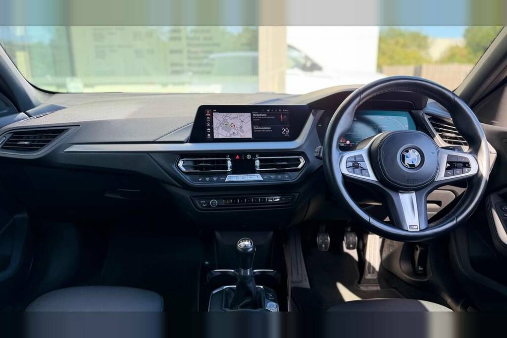 BMW 1 Series 118I 136 M Sport FT21SVO White #5