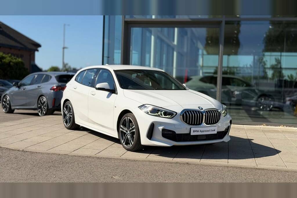 BMW 1 Series 118I 136 M Sport White