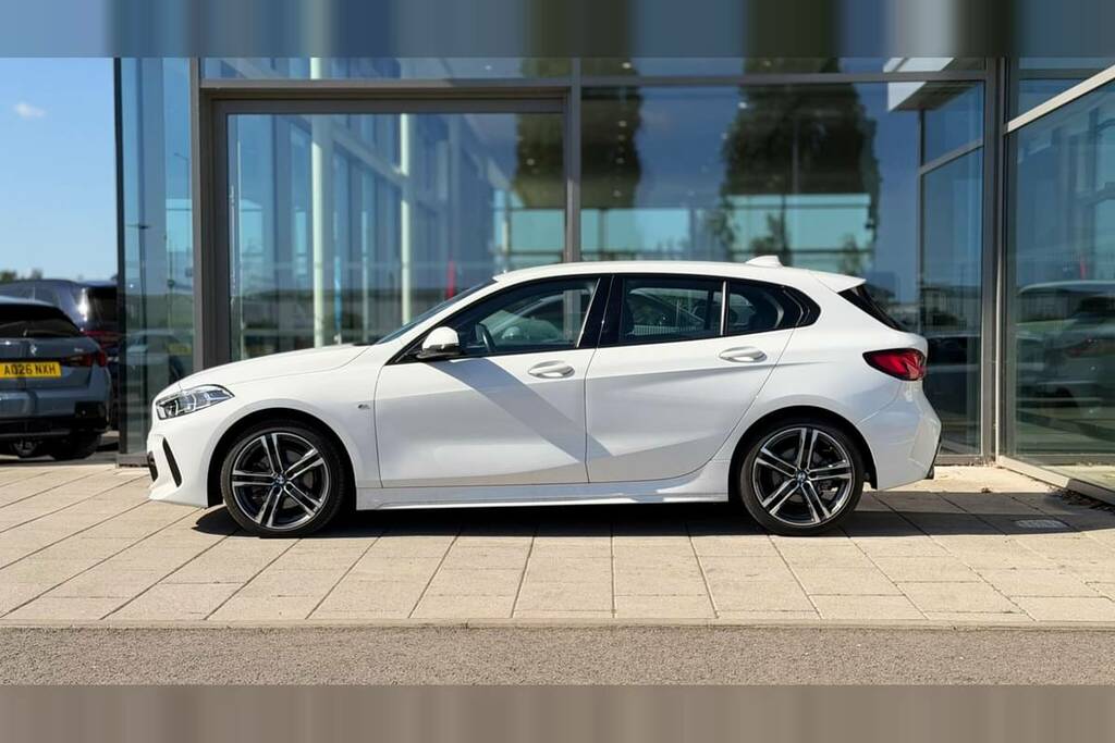 BMW 1 Series 118I 136 M Sport FT21SVO White #4