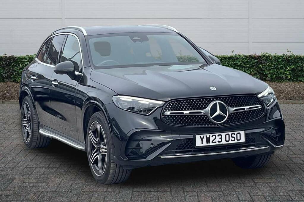 Mercedes-Benz GLC Class 220D 4Matic Amg Line Premium 9G-tronic Black