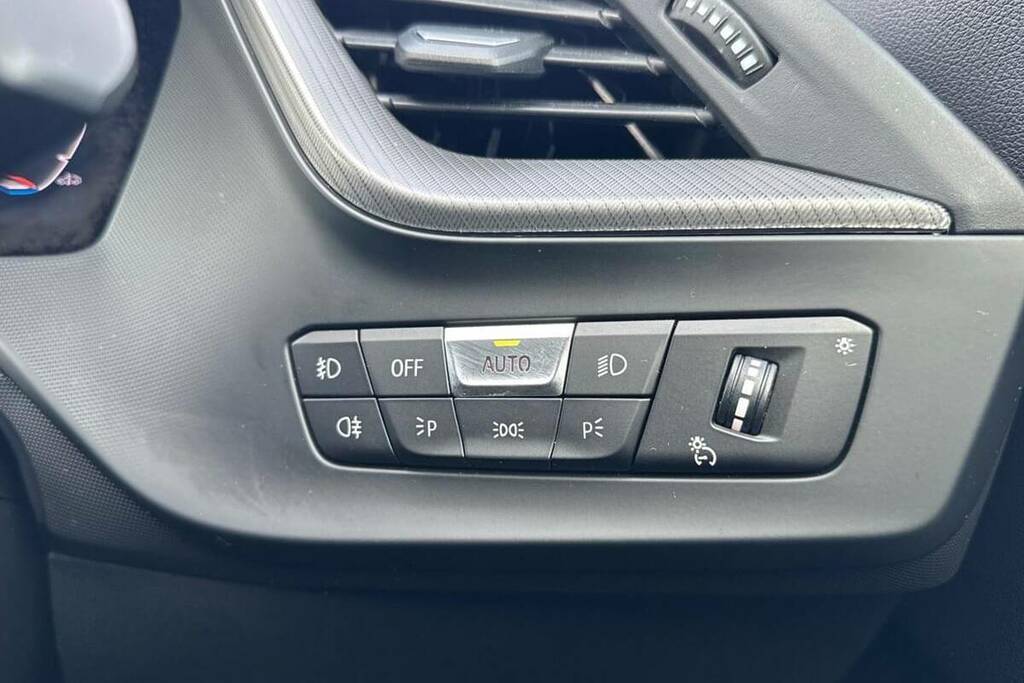 BMW 2 Series Gran Coupe 218I 136 M Sport Dct Pro Pack Black #18