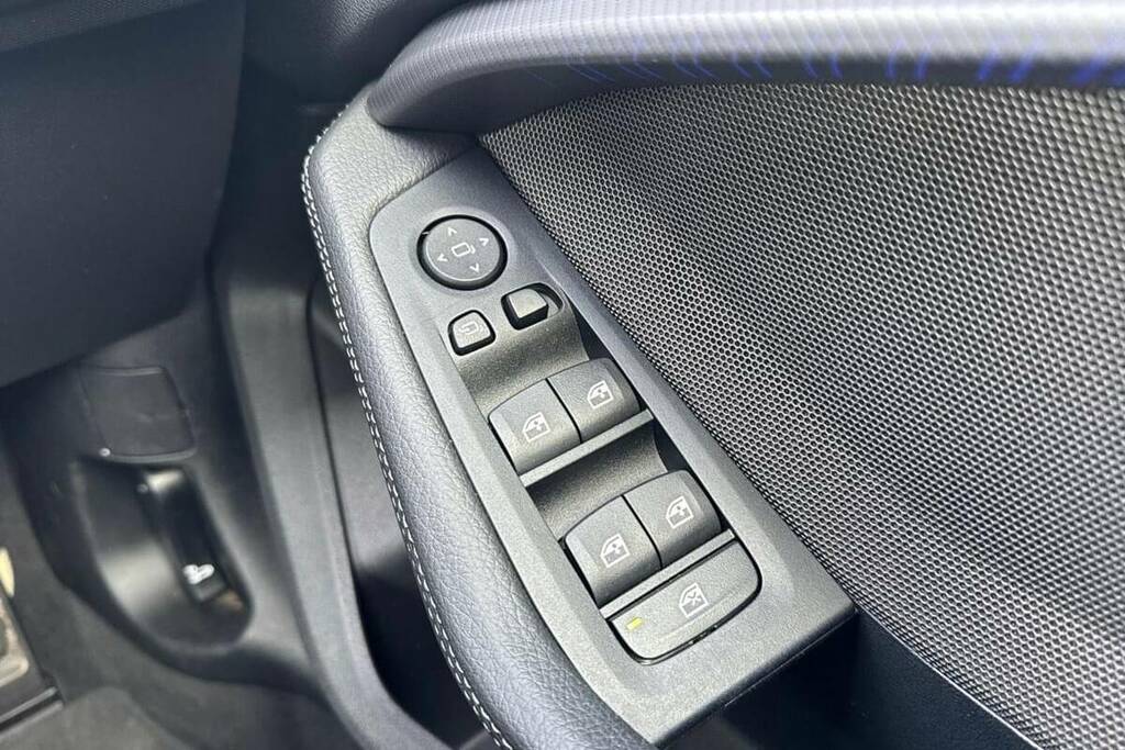 BMW 2 Series Gran Coupe 218I 136 M Sport Dct Pro Pack Black #17