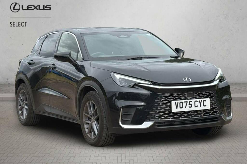 Lexus LBX 1.5 Premium E-cvt Black