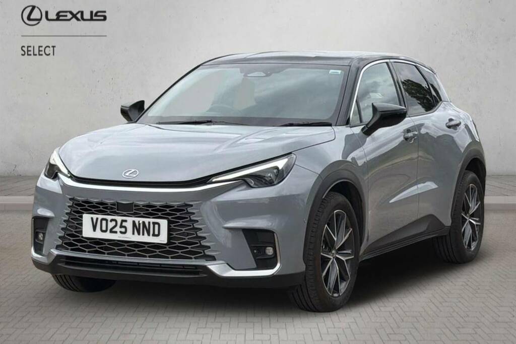 Lexus LBX 1.5 Takumi E-cvt Grey #3