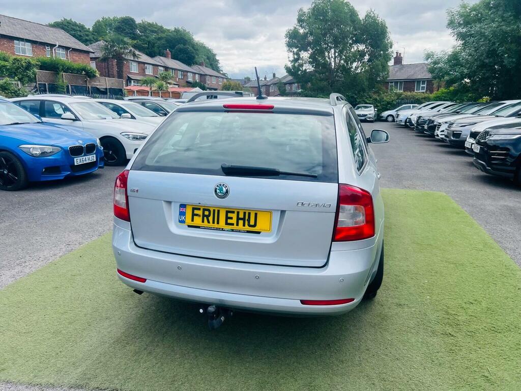 Skoda Octavia 1.6Tdi Elegance Estate Cambelt Grey #26